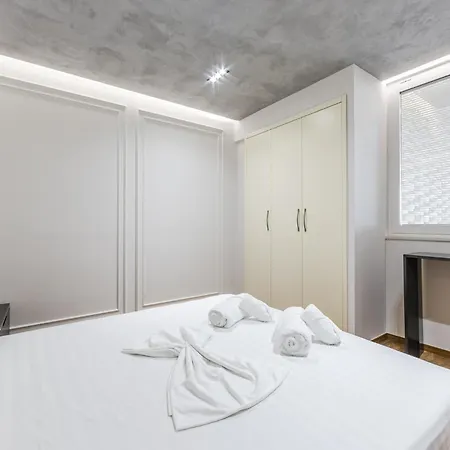 Skyline Free Parking By Pikhost