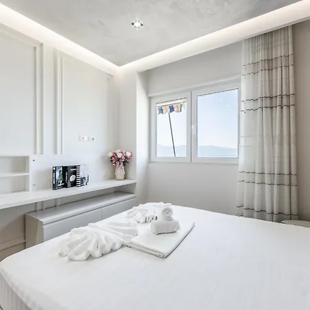 Skyline Free Parking By Pikhost Apartment