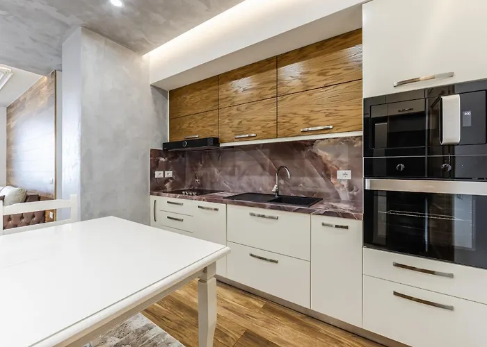 Skyline Free Parking By Pikhost Влёра