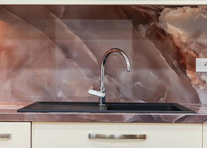 Апартаменты Skyline Free Parking By Pikhost *