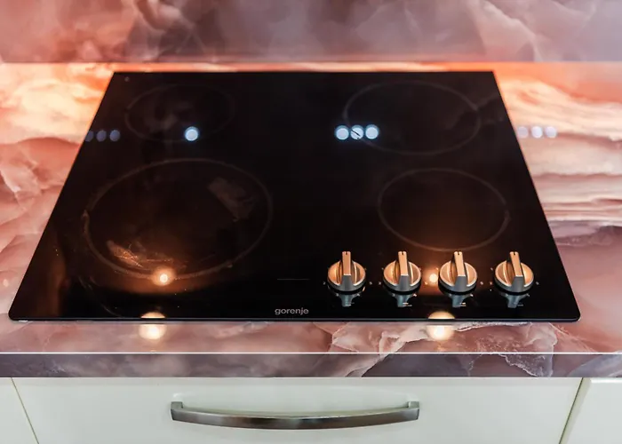 Апартаменты Skyline Free Parking By Pikhost Влёра