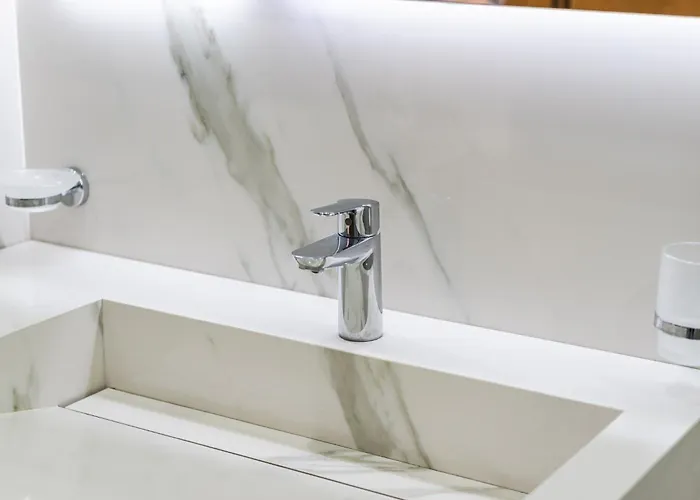 Апартаменты Skyline Free Parking By Pikhost *