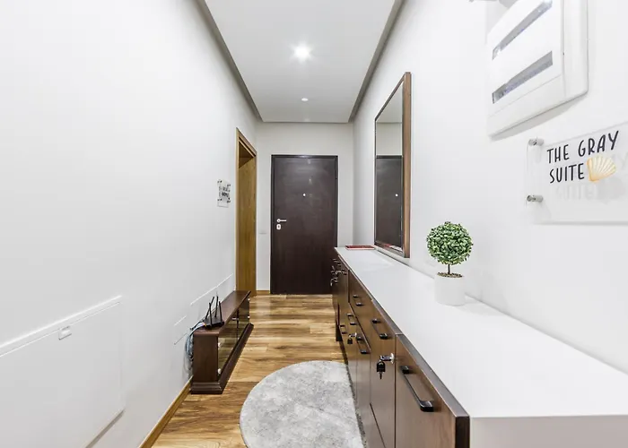 Skyline Free Parking By Pikhost Влёра